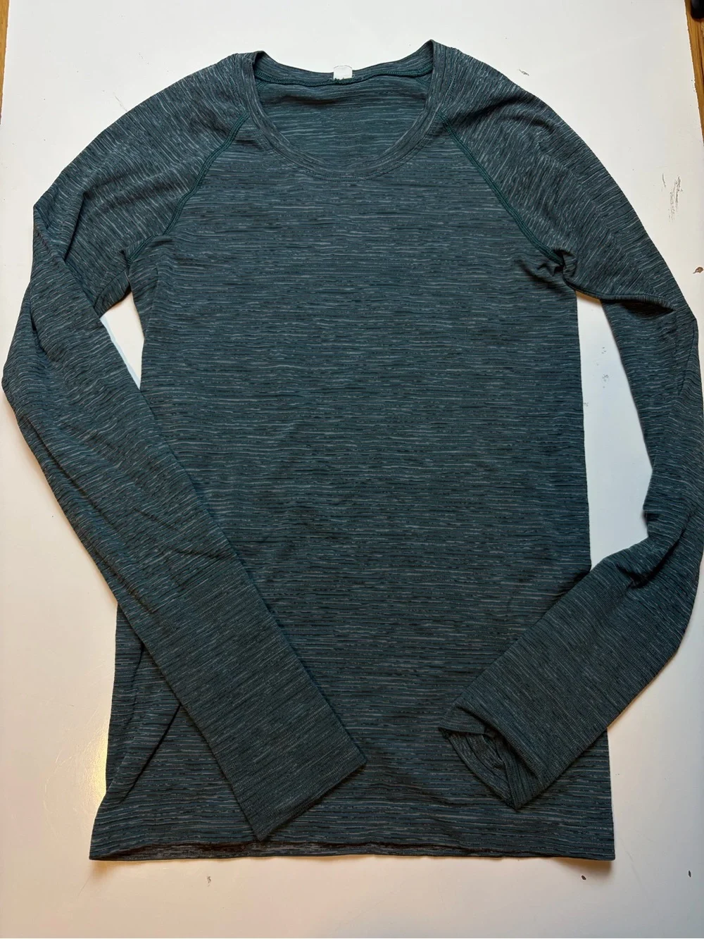 Lululemon Swiftly Tech Long sleeve top
